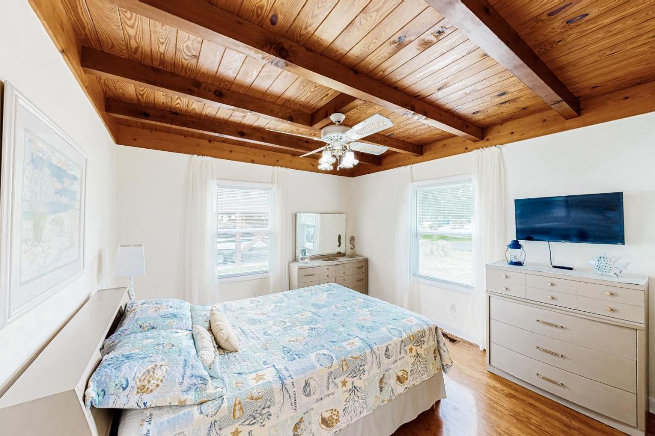 Ginny'S Coastal Cottage Oak Island Kültér fotó
